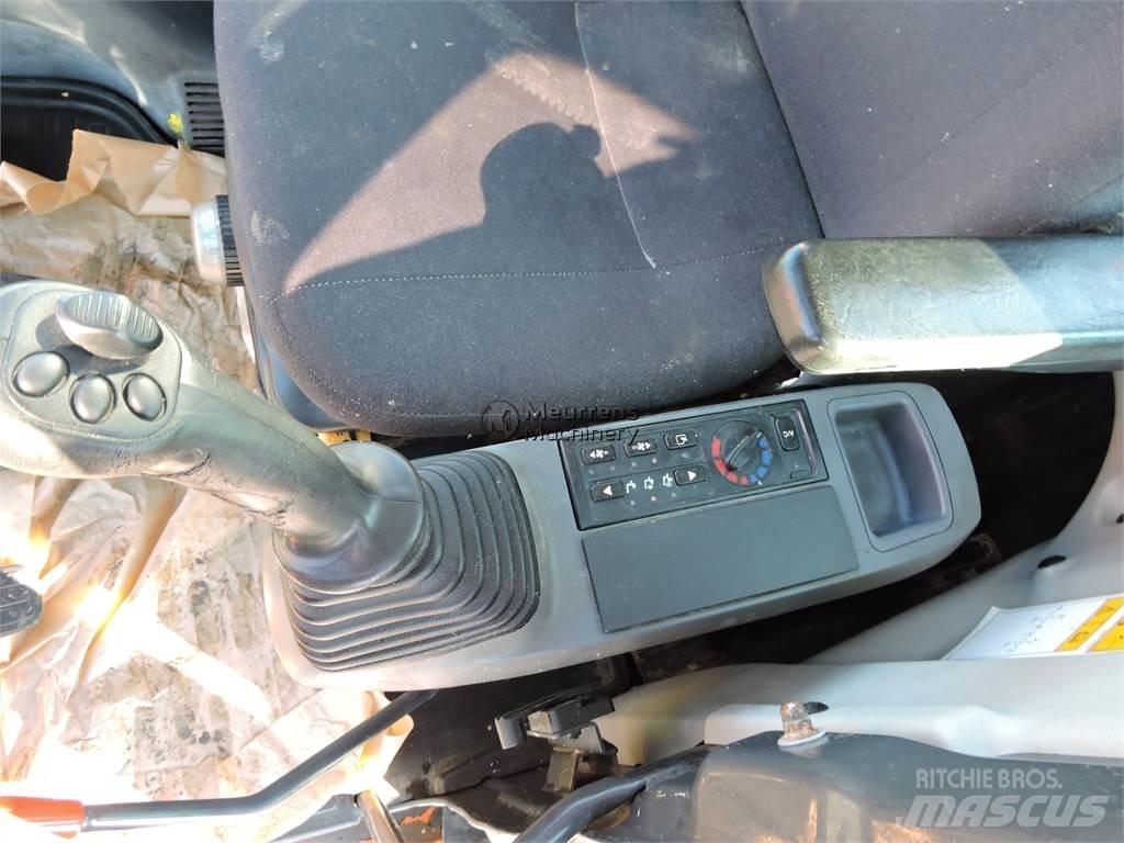 Komatsu PC80 Строительная техника - Другие