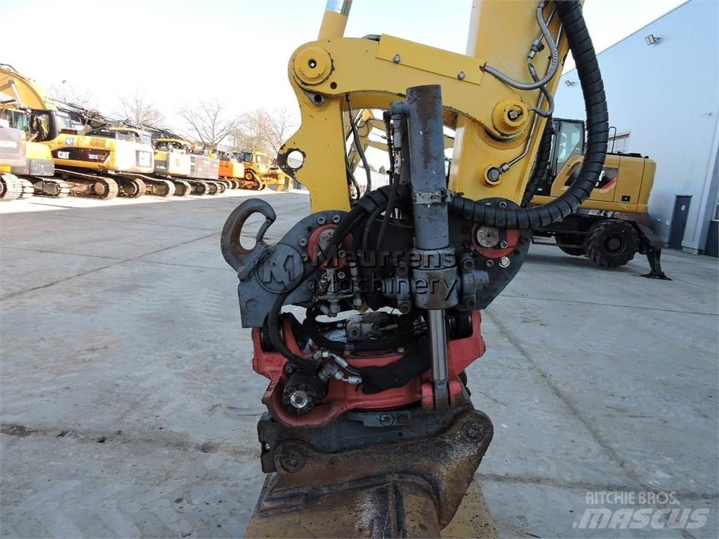 Komatsu PW148 Колёсные экскаваторы