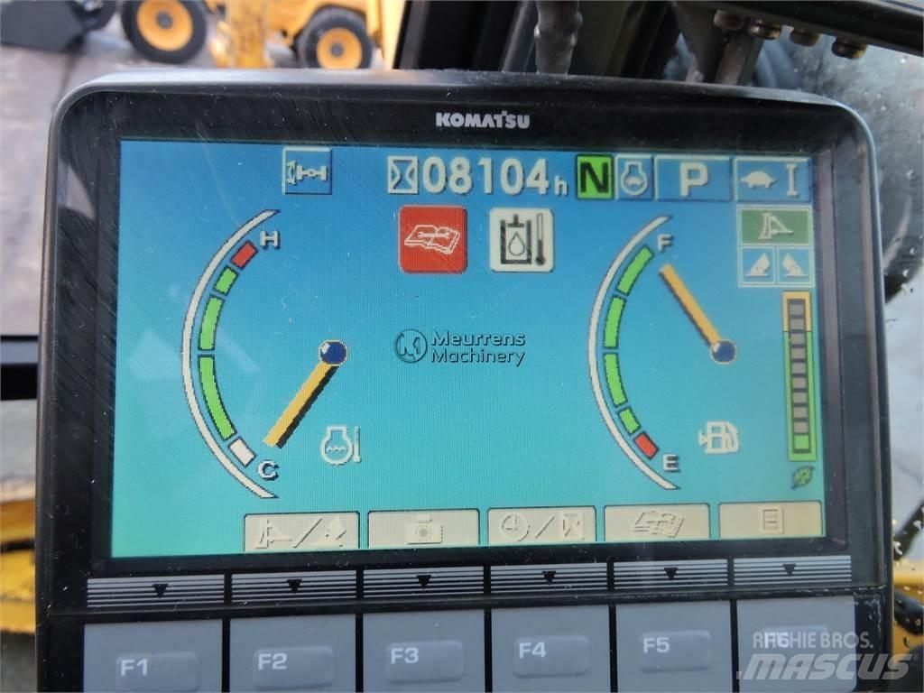 Komatsu PW98 Колёсные экскаваторы