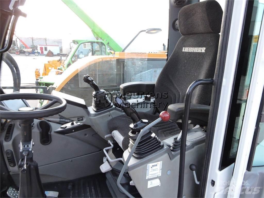 Liebherr A910 Колёсные экскаваторы