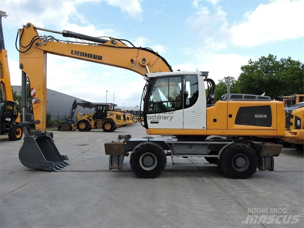 Liebherr A924 Колёсные экскаваторы