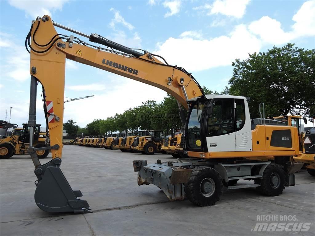Liebherr A924 Колёсные экскаваторы