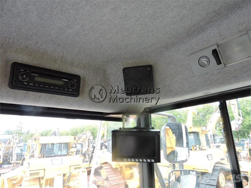 Volvo A25F Шарнирно-сочленённые самосвалы