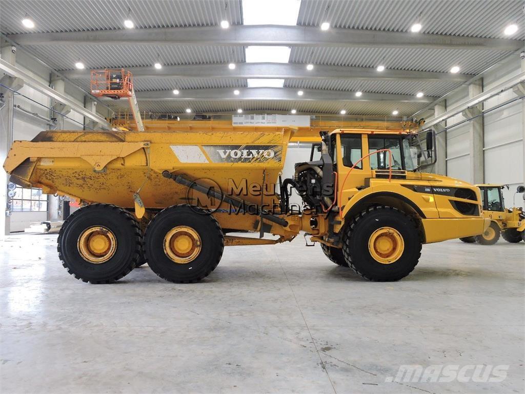 Volvo A30G Шарнирно-сочленённые самосвалы