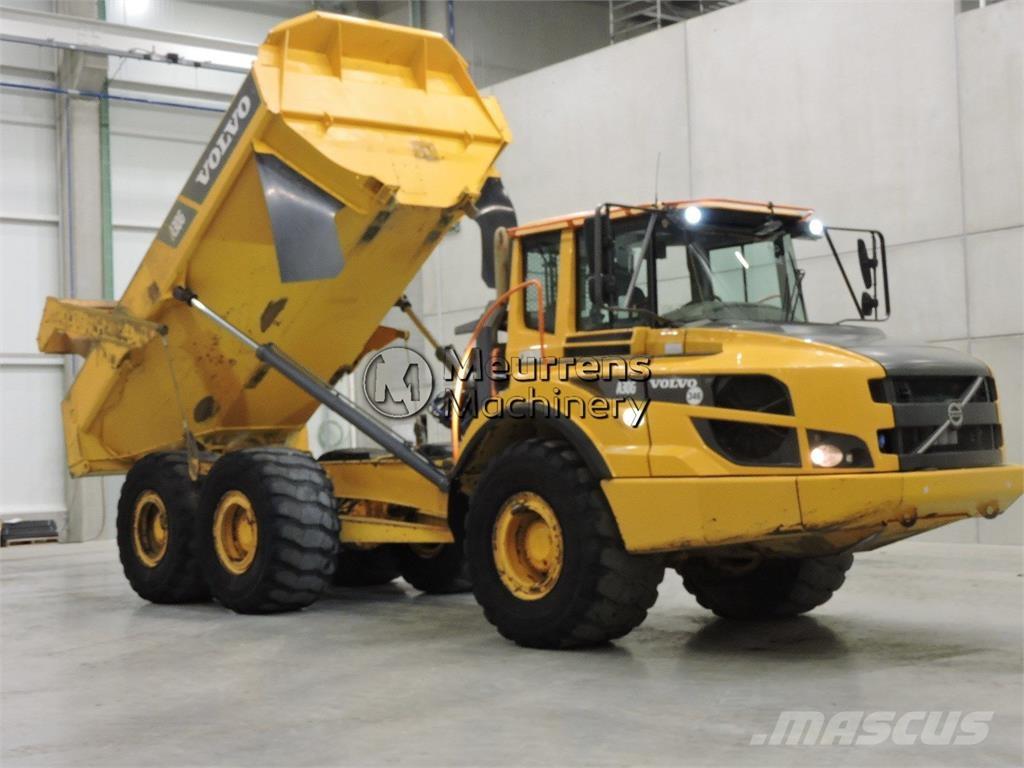 Volvo A30G Шарнирно-сочленённые самосвалы