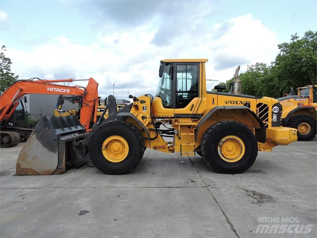 Volvo L110F GERMAN Фронтальные погрузчики