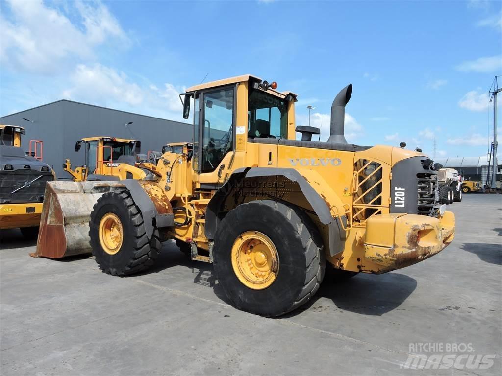 Volvo L120F Фронтальные погрузчики