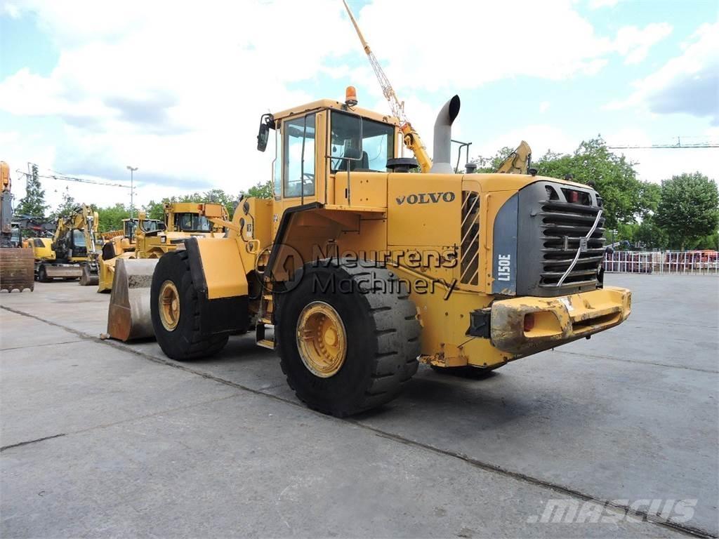 Volvo L150E + CDC Фронтальные погрузчики