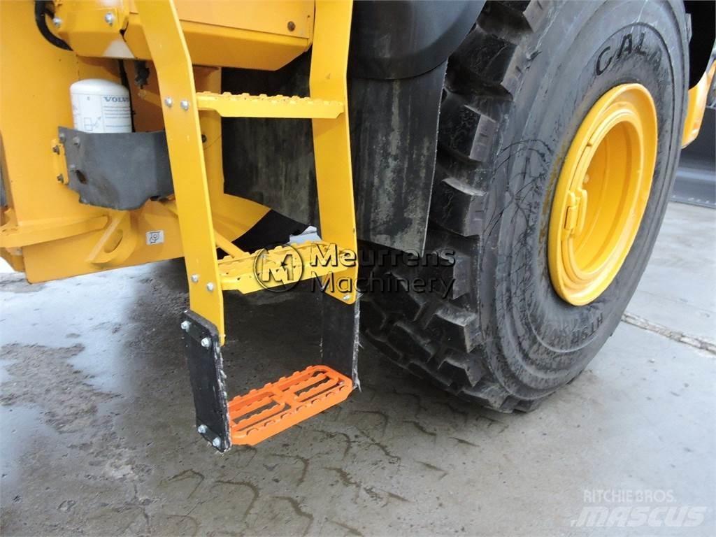 Volvo L150H Фронтальные погрузчики