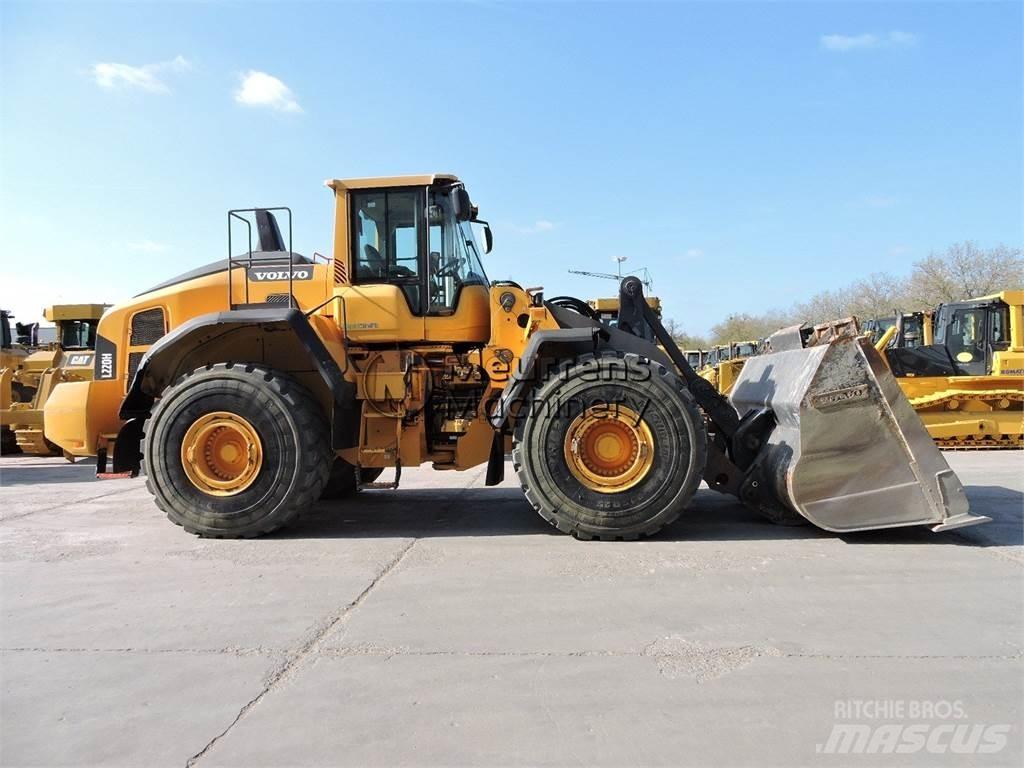 Volvo L220H Фронтальные погрузчики