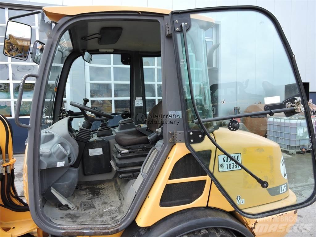 Volvo L25F Фронтальные погрузчики