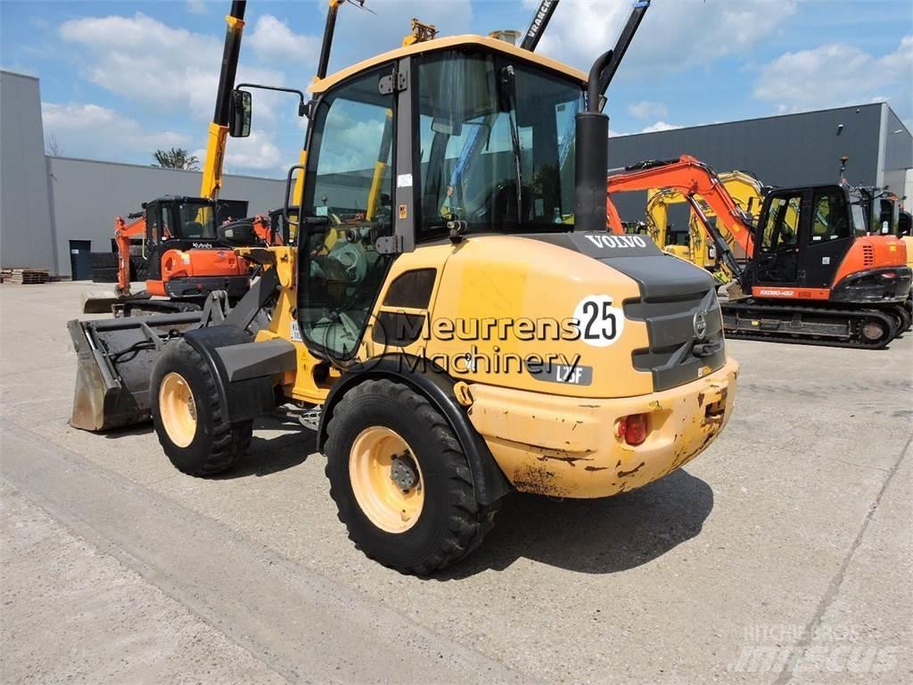 Volvo L25F + Fork Фронтальные погрузчики