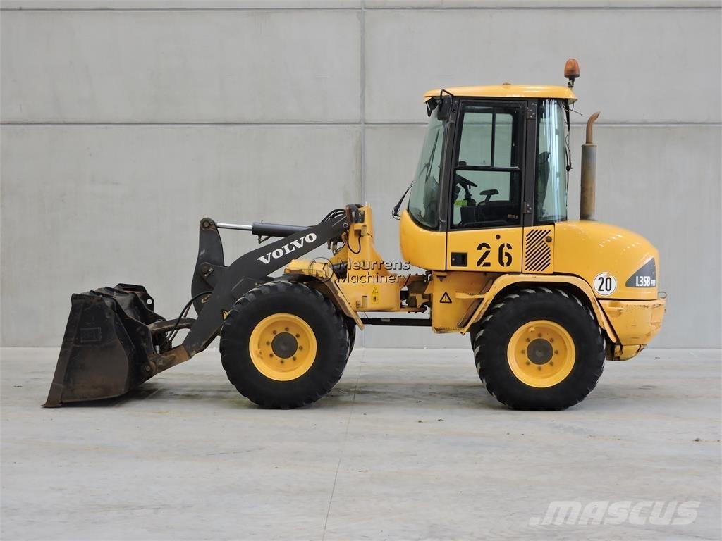 Volvo L35B Фронтальные погрузчики