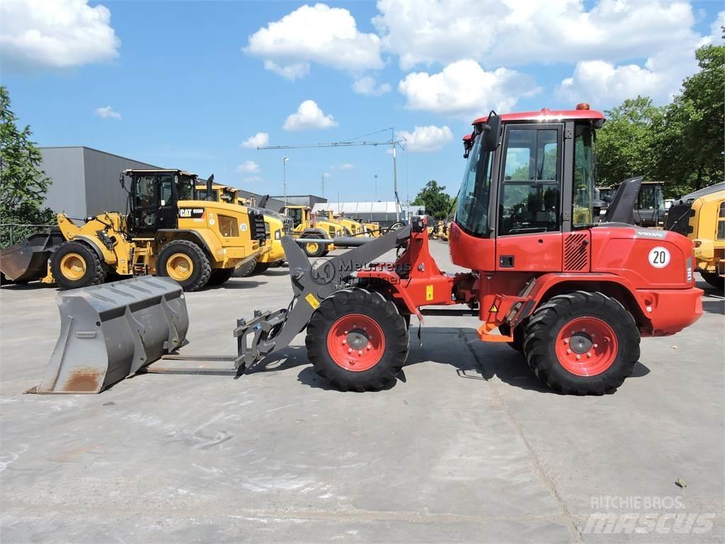 Volvo L35G Фронтальные погрузчики