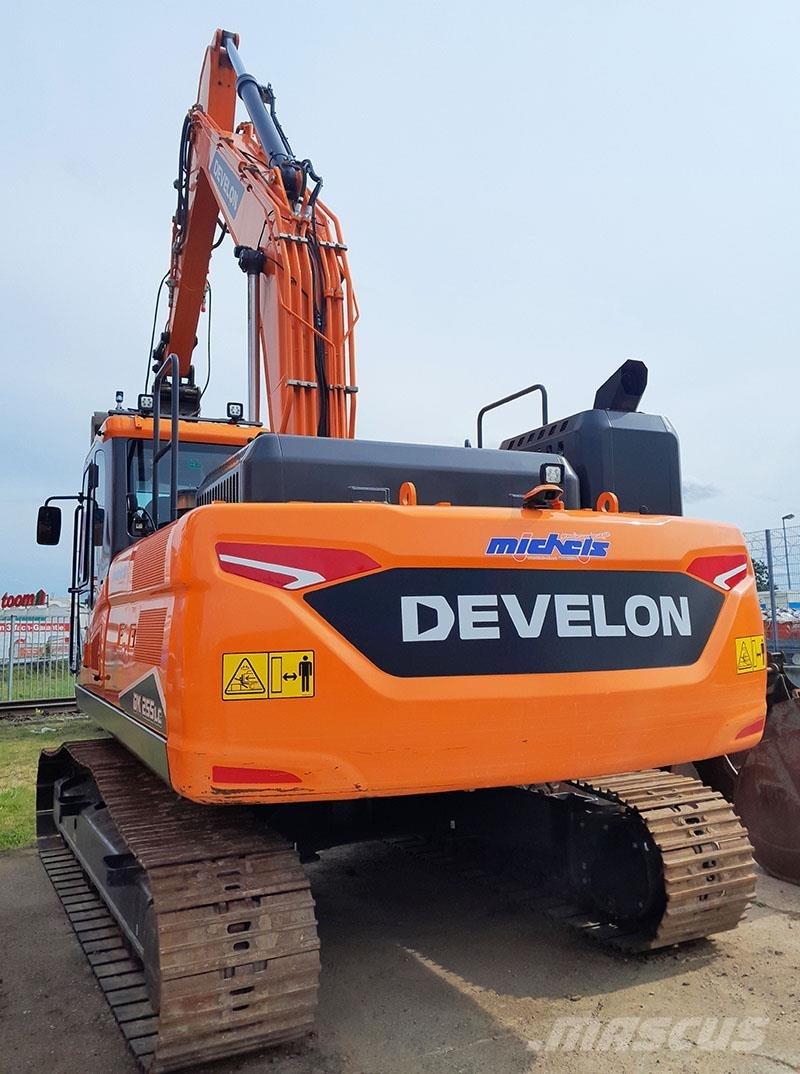 Develon DX 225 LC-7 Гусеничные экскаваторы