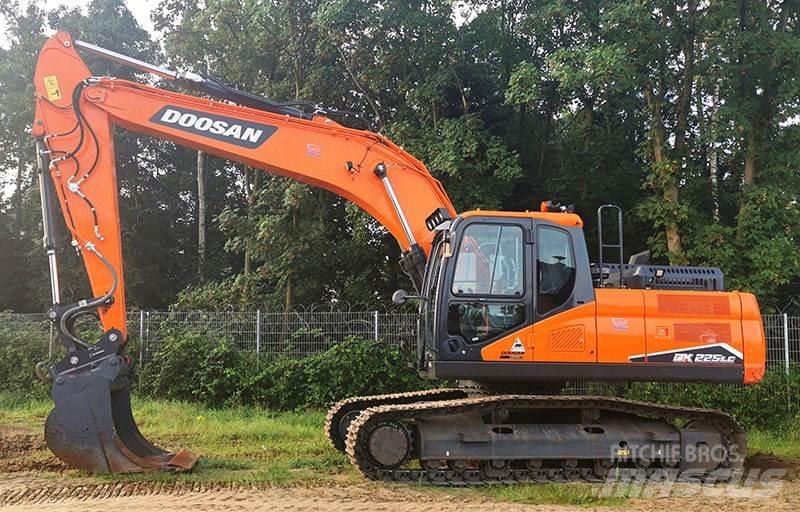Doosan DX 225 LC-7 Гусеничные экскаваторы