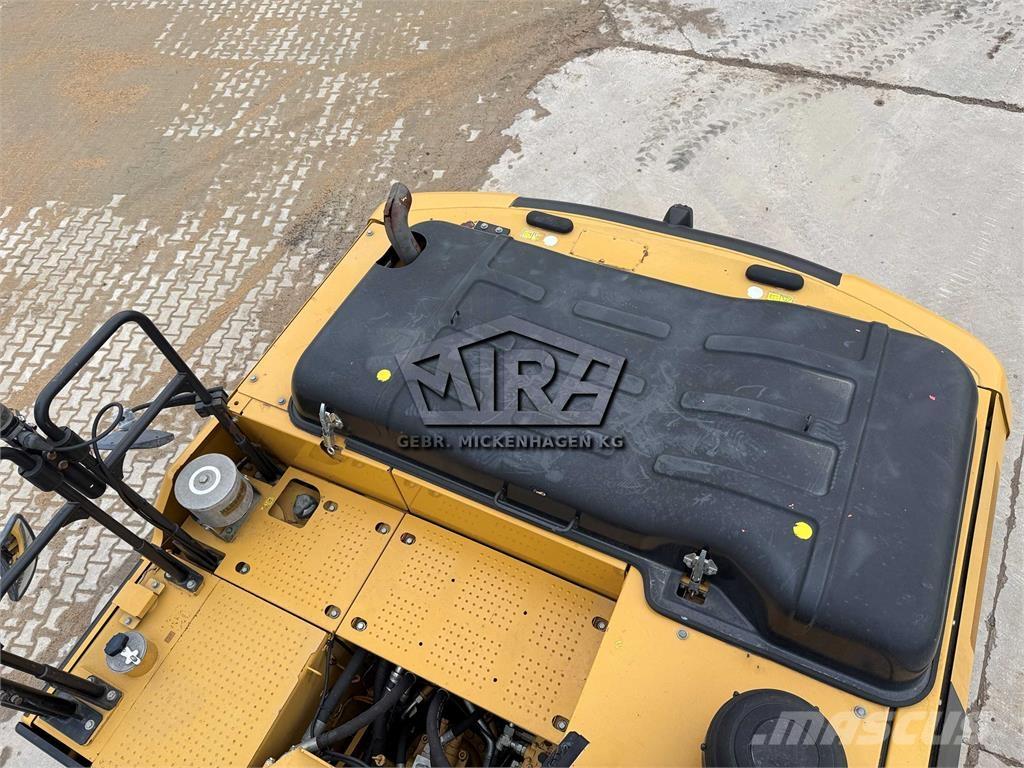 CAT 323 EL Гусеничные экскаваторы