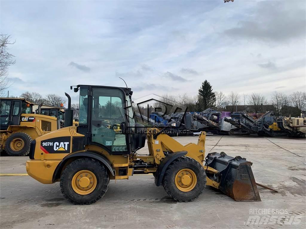 CAT 907H2 Фронтальные погрузчики