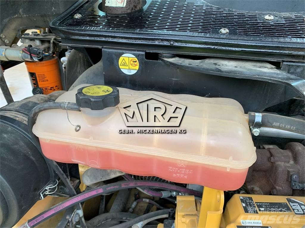CAT 907H2 Фронтальные погрузчики