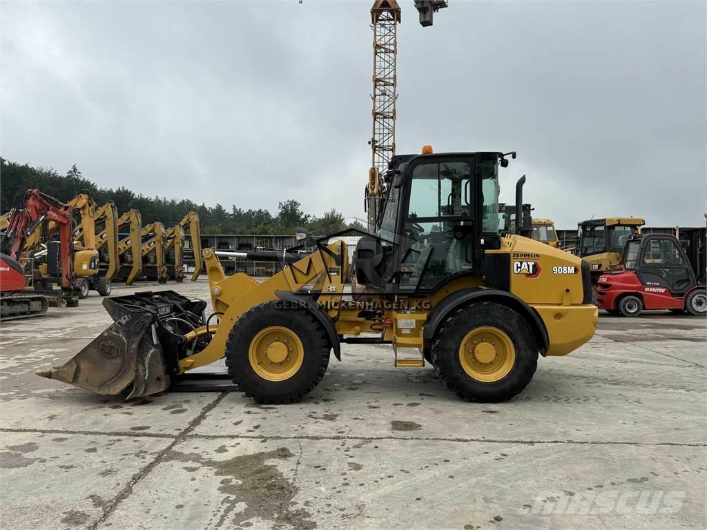 CAT 908 M Фронтальные погрузчики