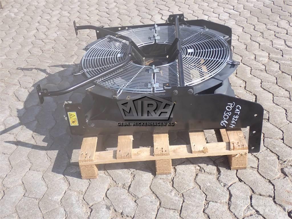 CAT 926 M/ Lüfter Двигатели