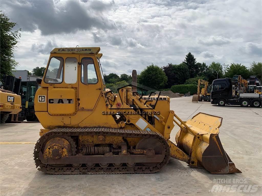 CAT 941 Гусеничные фронтальные погрузчики