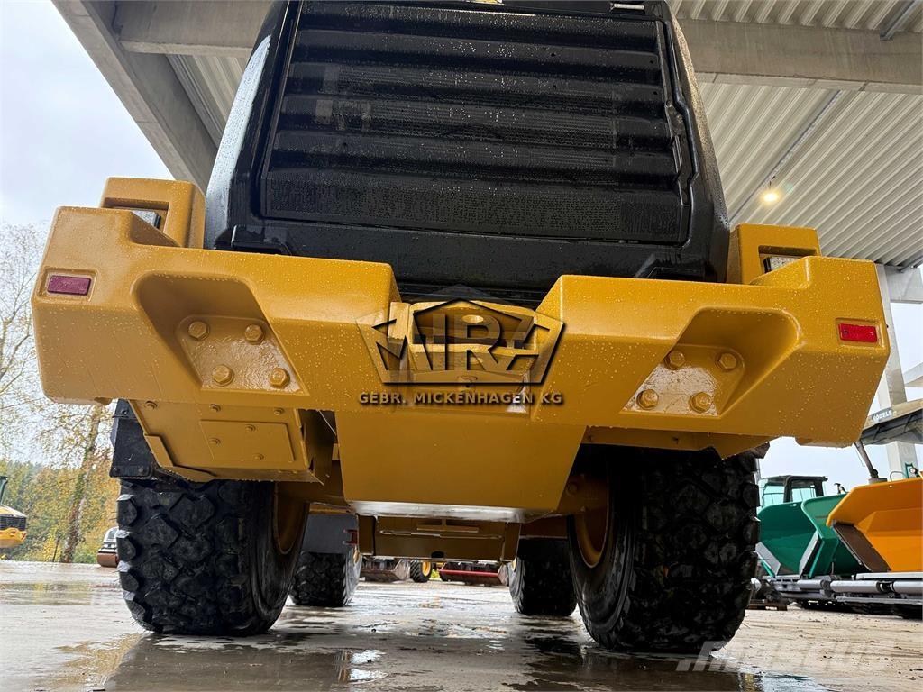 CAT 950M Фронтальные погрузчики