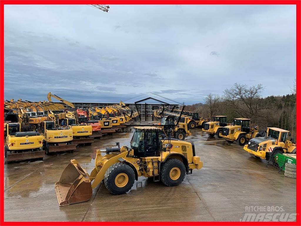 CAT 972M XE Фронтальные погрузчики