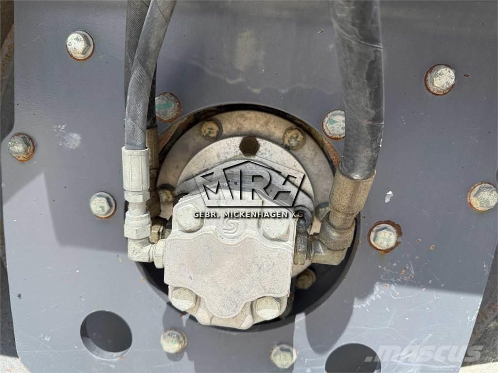 Dynapac CC1200 Катки тротуарные