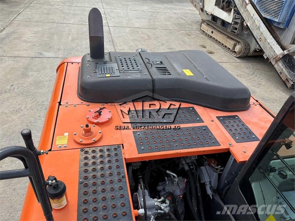 Hitachi ZX 220W-6 Колёсные экскаваторы