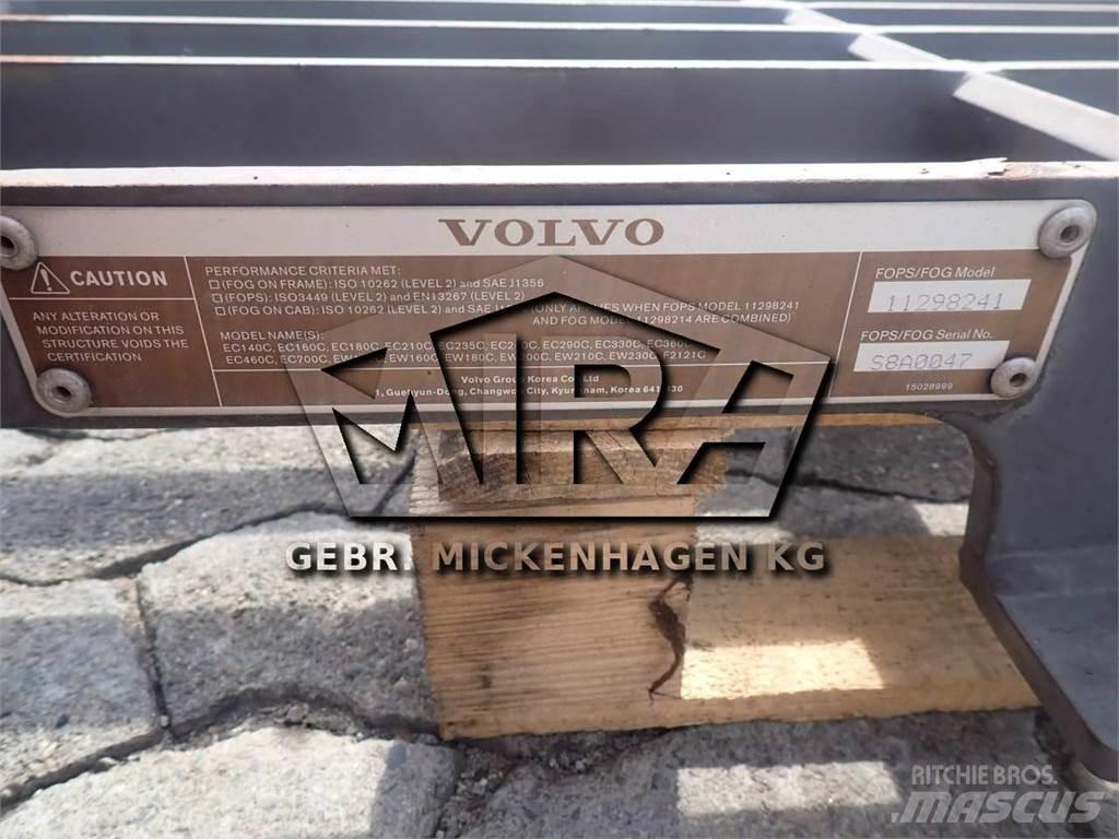Volvo EC 360 C Кабины и интерьер