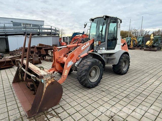 Atlas AR80 Фронтальные погрузчики