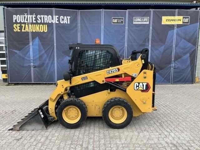 CAT 242D3 Строительная техника - Другие