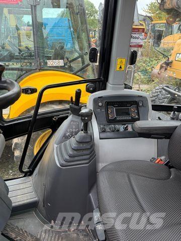 CAT 434 Экскаваторы-погрузчики