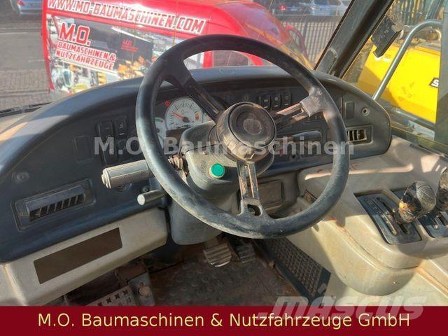 CAT 730 / Dumper Шарнирно-сочленённые самосвалы