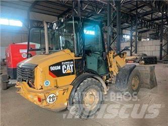 CAT 906M Фронтальные погрузчики