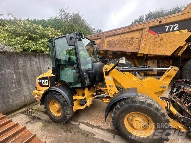 CAT 907 H2 Фронтальные погрузчики
