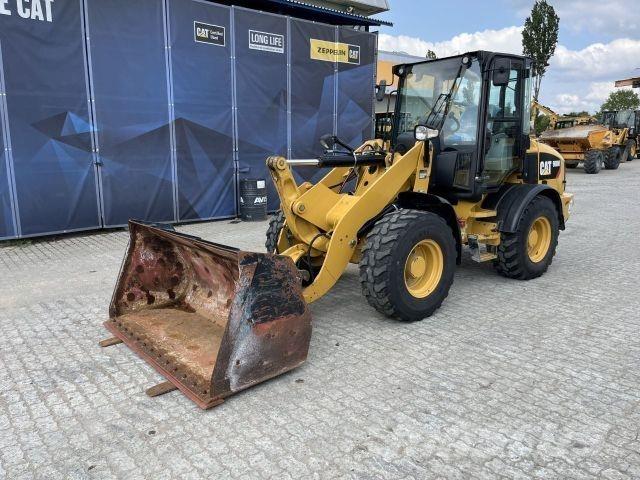 CAT 908M Строительная техника - Другие