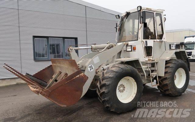 CAT 910 E Фронтальные погрузчики