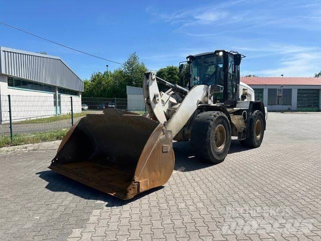 CAT 938 M / High Lift Фронтальные погрузчики