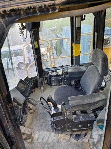 CAT 988 H Фронтальные погрузчики