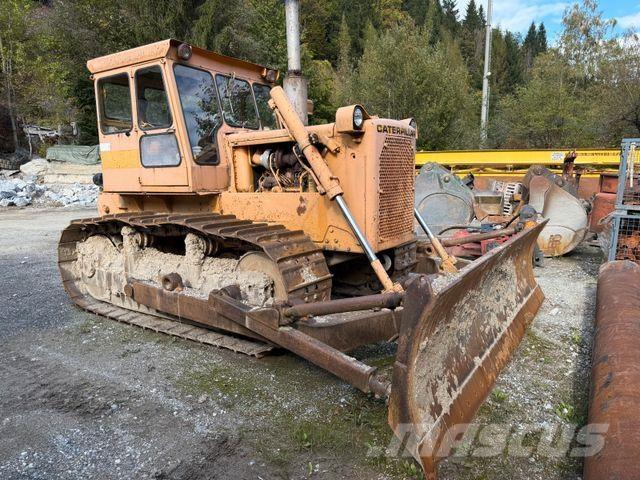 CAT D6C Гусеничные бульдозеры