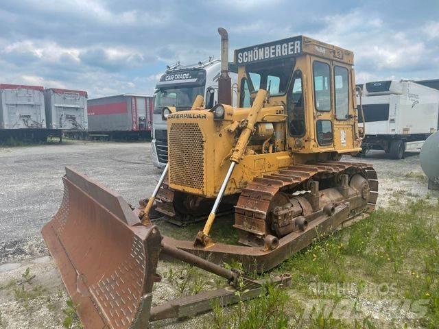CAT D6D Гусеничные бульдозеры