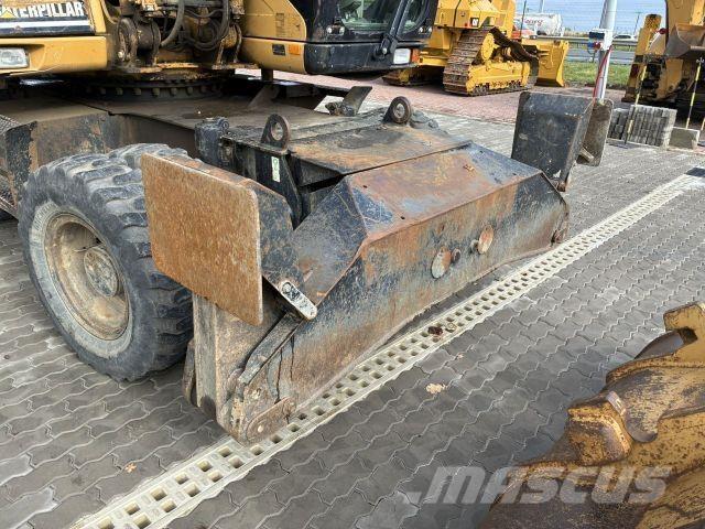 CAT M316C Строительная техника - Другие