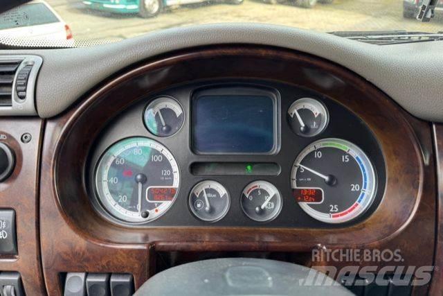 DAF CF410 4x2 Автомобили для перевозки животных