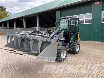 GiANT G2200 HD Фронтальные погрузчики