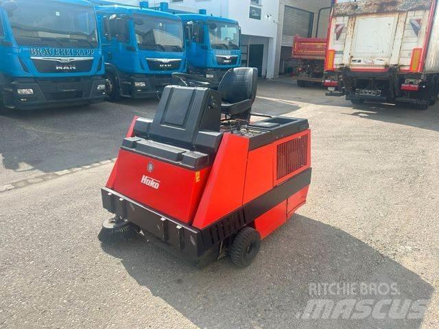Hako JONAS 1100D Уборочные машины