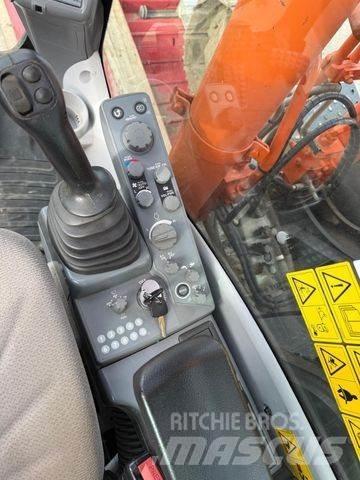 Hitachi ZX 210 LC Гусеничные экскаваторы