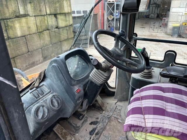 Hyundai HL 760-9 Фронтальные погрузчики