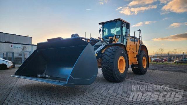 Hyundai HL970A XT Фронтальные погрузчики